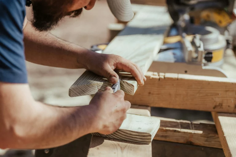choix des artisans compétents par l'agence BOHO, architecte d'intérieur